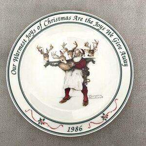 Hallmark Norman Rockwell Christmas Plate "Our Warmest Joys Of Christmas" 1986